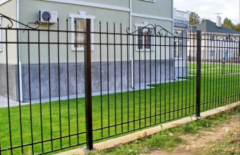 Сварные заборы на ленточном фундаменте 300 метров фото под ключ с установкой